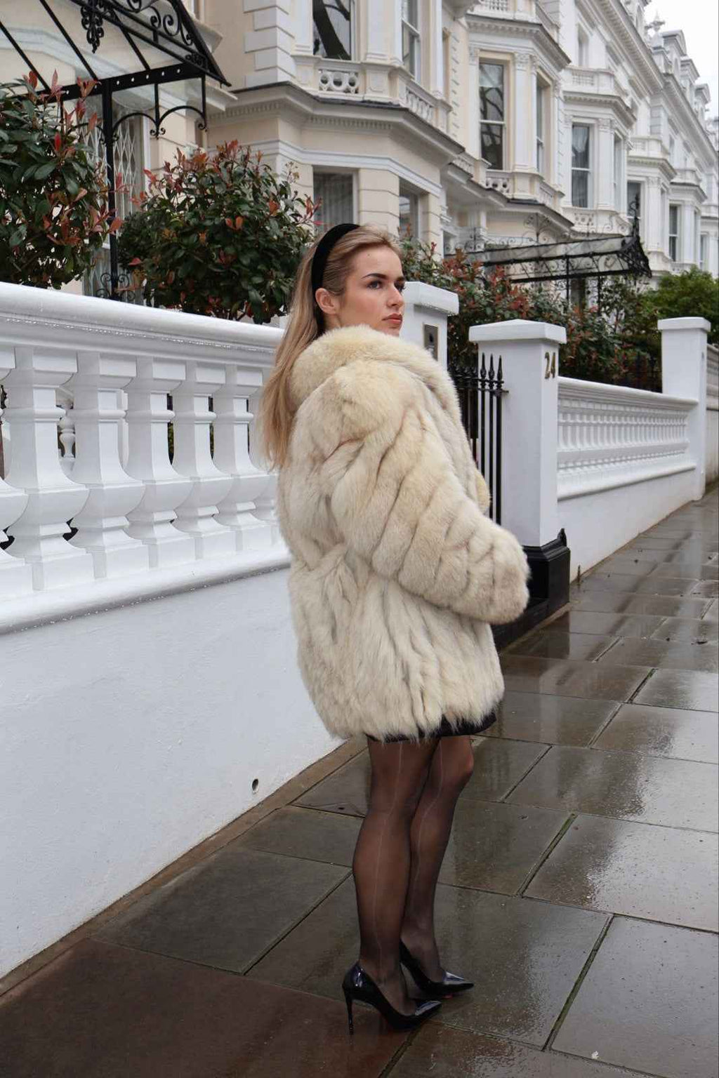 SAGA Rotiny Arctic White Fox Fur Coat Vintage Size Medium Uk 10-12 Real Fur