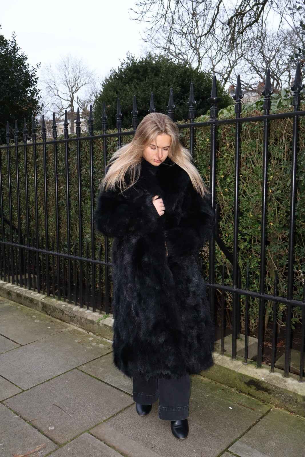 STUNNING Modern Preowned Fox Fur Coat Real Fur Size Medium