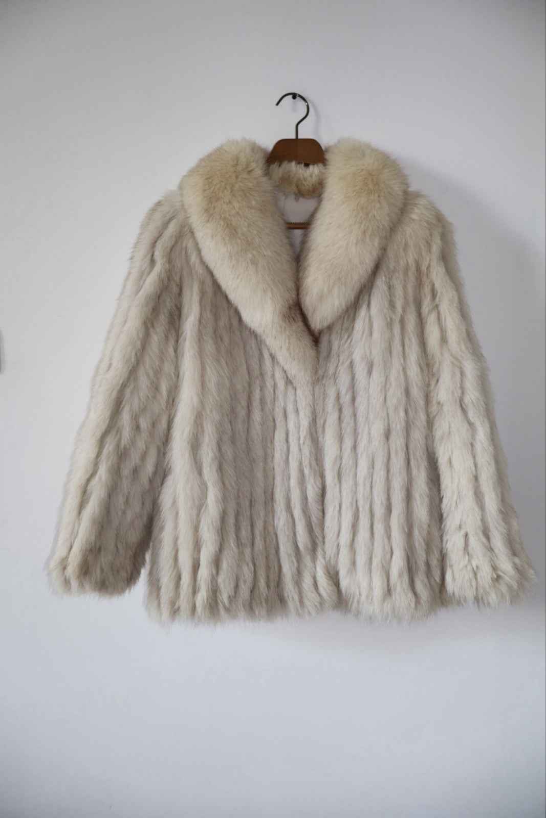RARE L/XL Arctic Vintage Fox Fur Coat Real Fur Stunning
