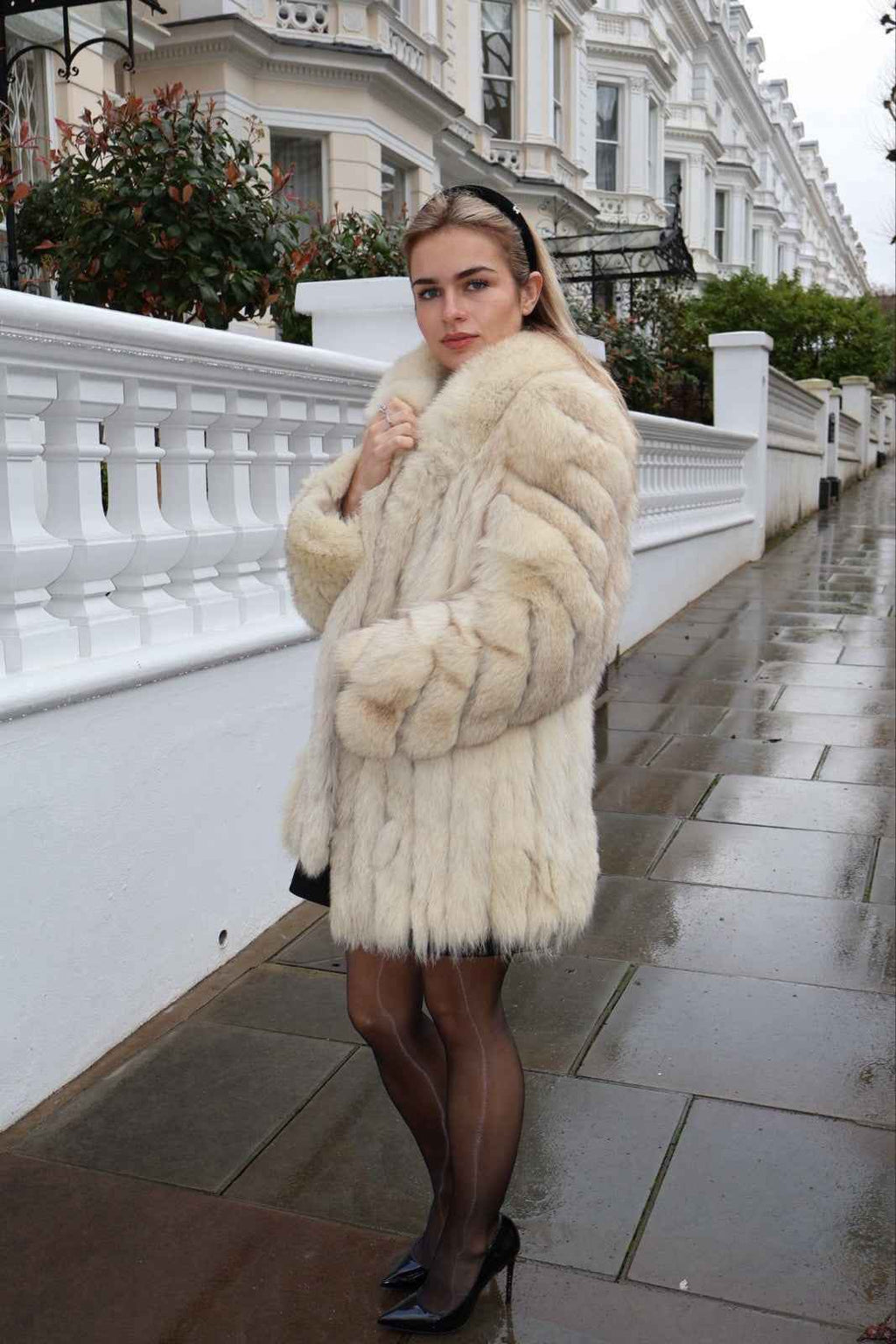 SAGA Rotiny Arctic White Fox Fur Coat Vintage Size Medium Uk 10-12 Real Fur