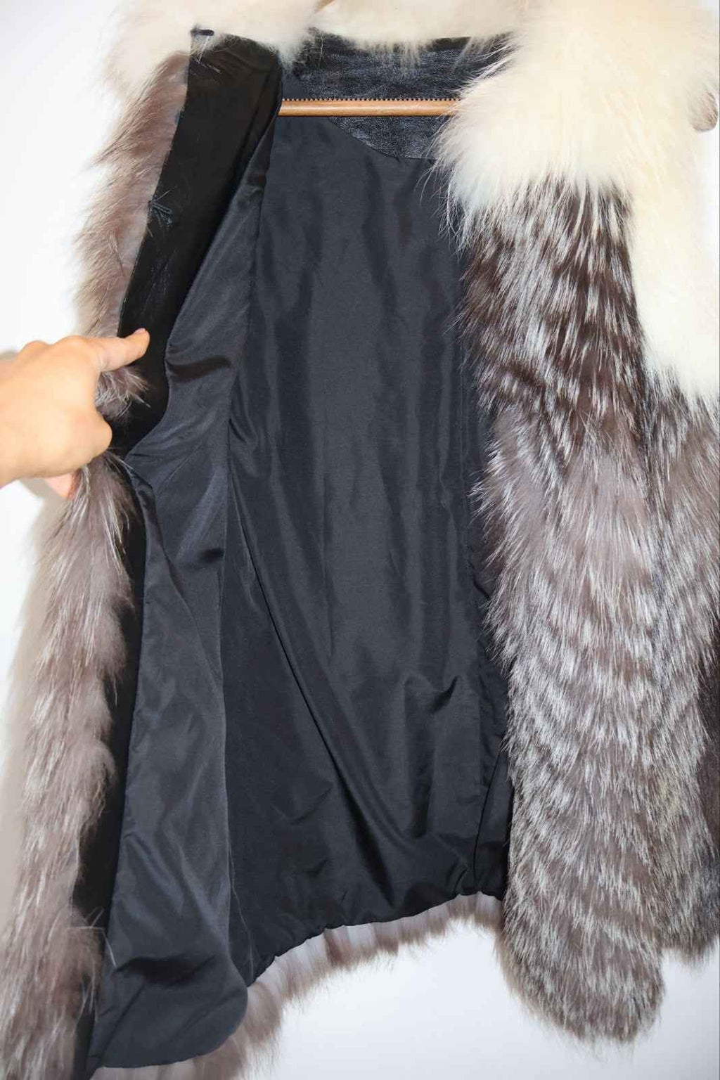 Pre owned Fox Fur Gilet Stunning Silver Fox Excellent UK6-8 S