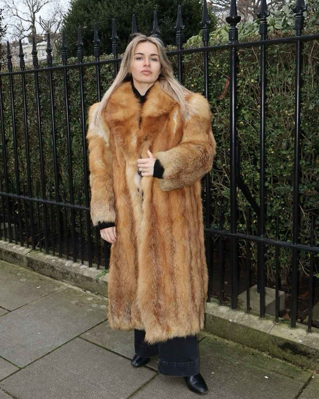 UNIQUE And FABULOUS Full Length Vintage Red Fox Fur Coat Real Fur Size Medium 87
