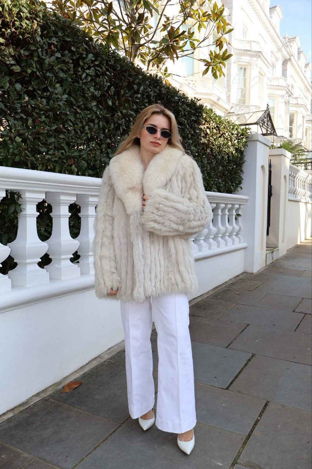 RARE L/XL Arctic Vintage Fox Fur Coat Real Fur Stunning