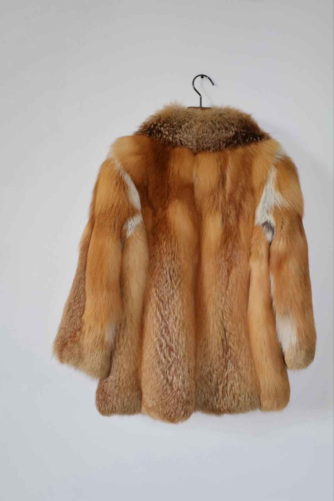 STUNNINT Fiery Red Fox Stunning Fluffy Fur Real Vintage Fur Coat