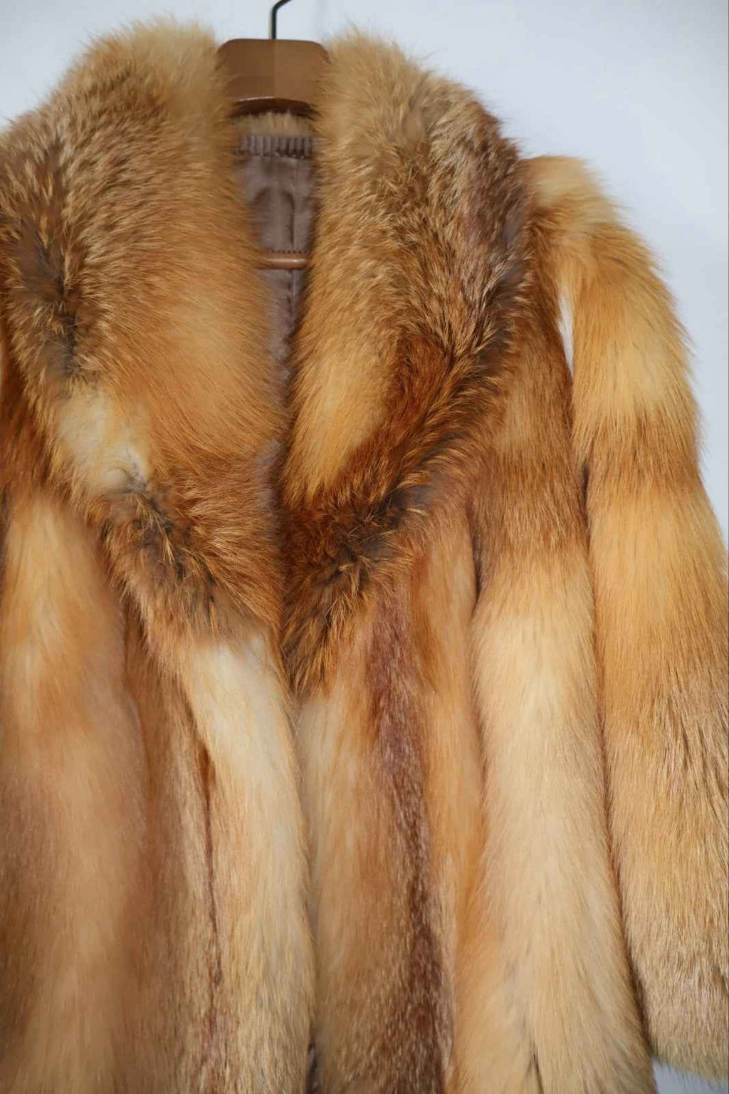 STUNNINT Fiery Red Fox Stunning Fluffy Fur Real Vintage Fur Coat