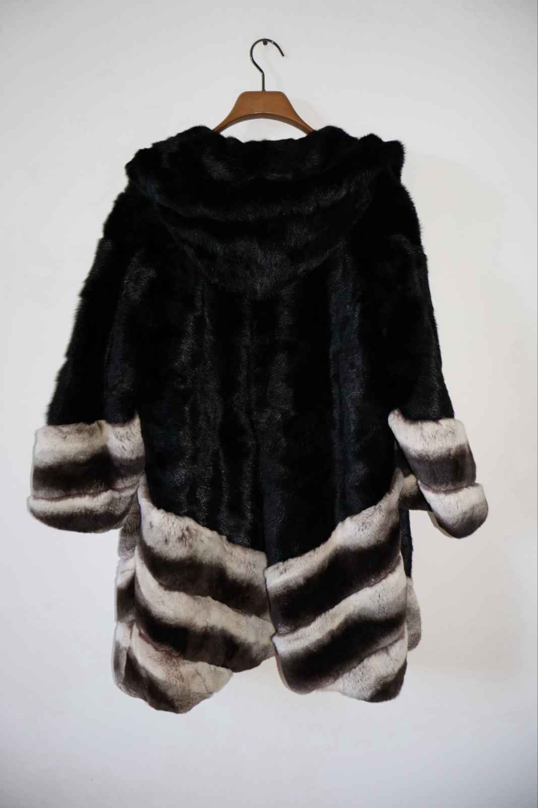 INCREDIBLE Kopenhagen Furs Real Fur Rex Rabbit dyed Chinchilla And
