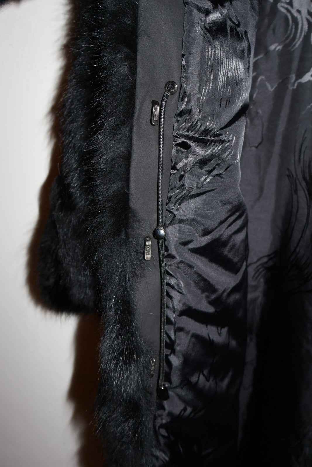 STUNNING Modern Preowned Fox Fur Coat Real Fur Size Medium