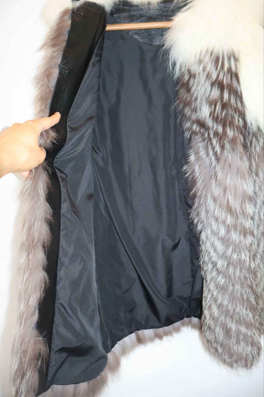 Pre owned Fox Fur Gilet Stunning Silver Fox Excellent UK6-8 S